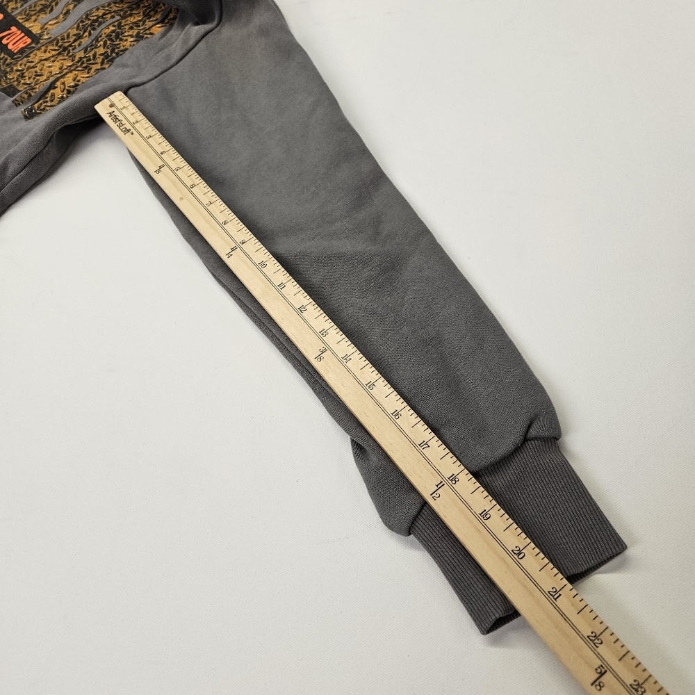 Post Malone Hoodie Mens Size S F-1 Trillion Tour 2024 Green Truck Official Merch - Picture 5 of 6